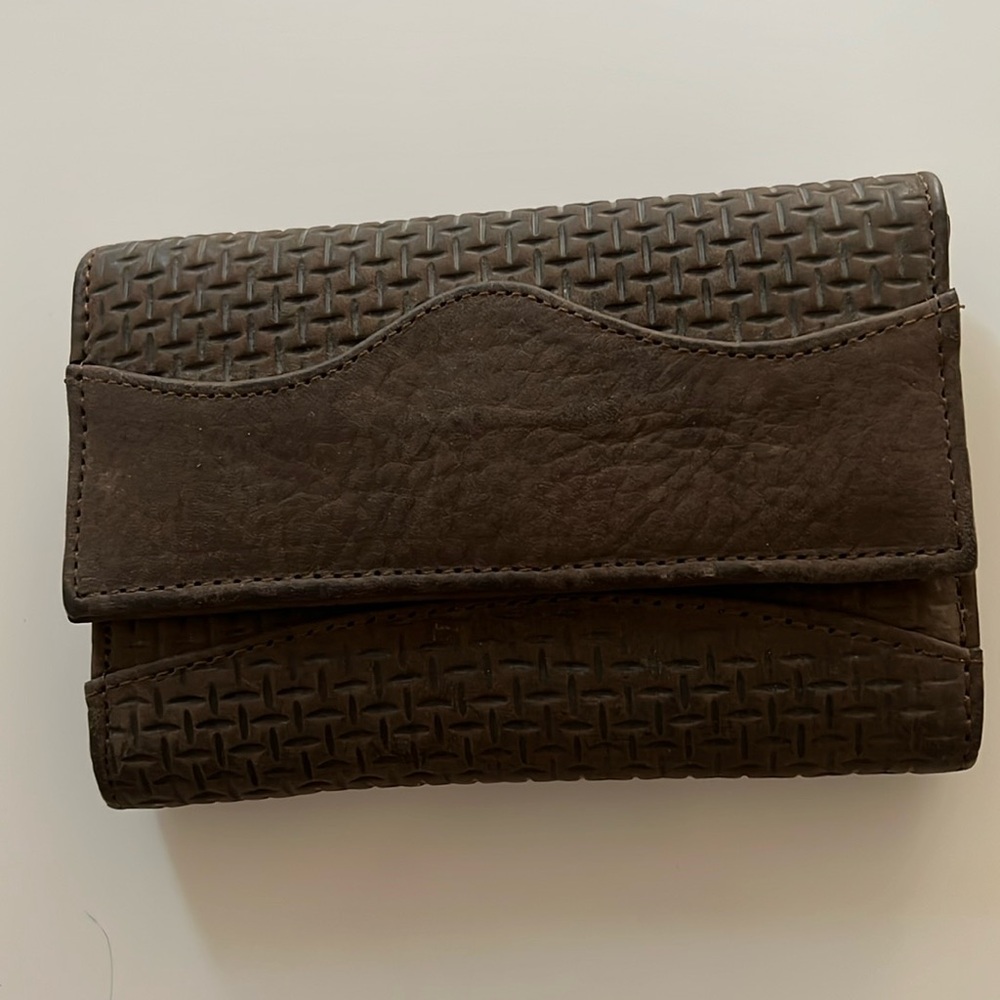 Woman’s  Brown Wallet. Bundle Your Likes. Make an Offer.
